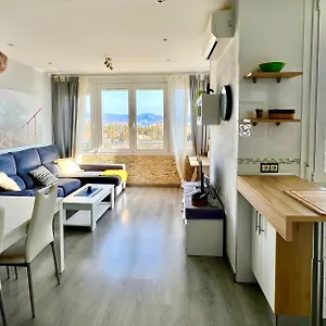Espectacular Junto Al Mar, Con Piscina En Apartamento Málaga